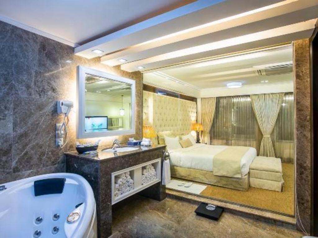 Hotel Agrabad Chittagong Buitenkant foto
