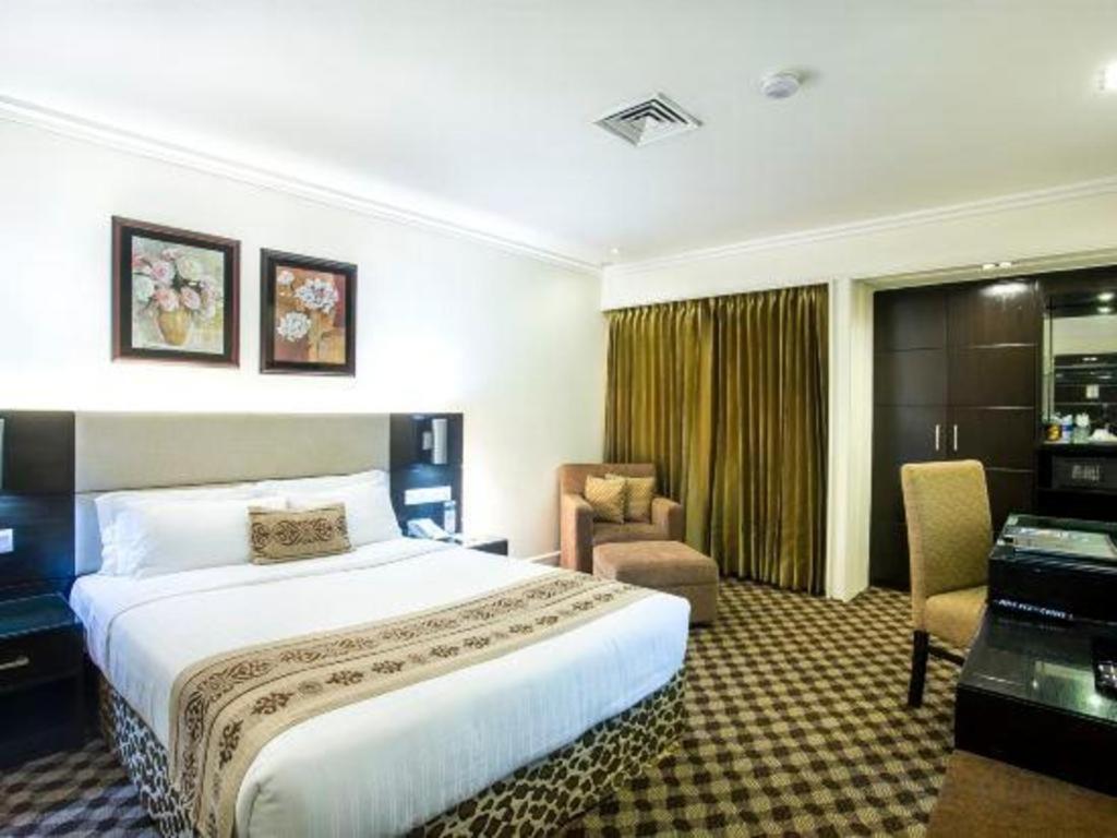Hotel Agrabad Chittagong Buitenkant foto